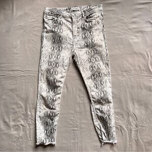 Zara Women's Gray Snake Print Skinny Jeans